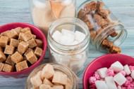 Sugar subsitutes that are healthier than regular sugar (Image via Freepik/Stockking)